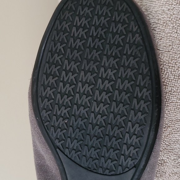 Michael Kors flats sz 10 - Picture 7 of 8